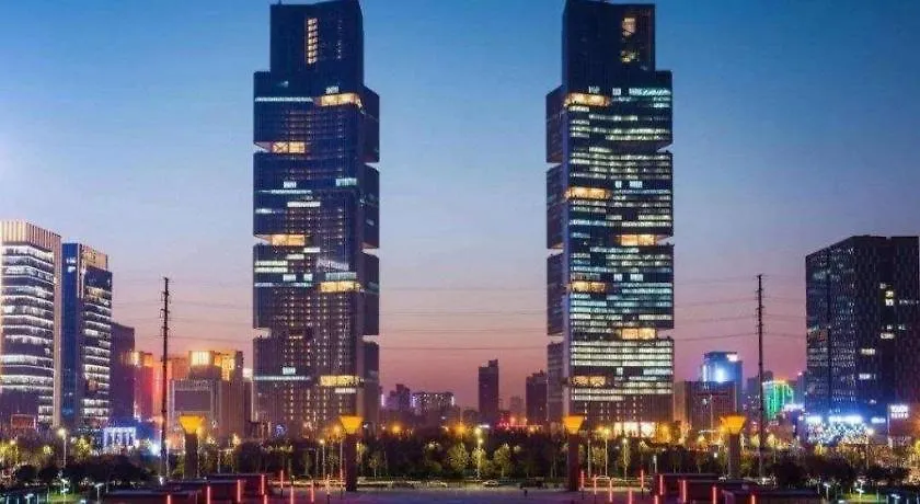 Zhengzhou Airport Hotel 3*,