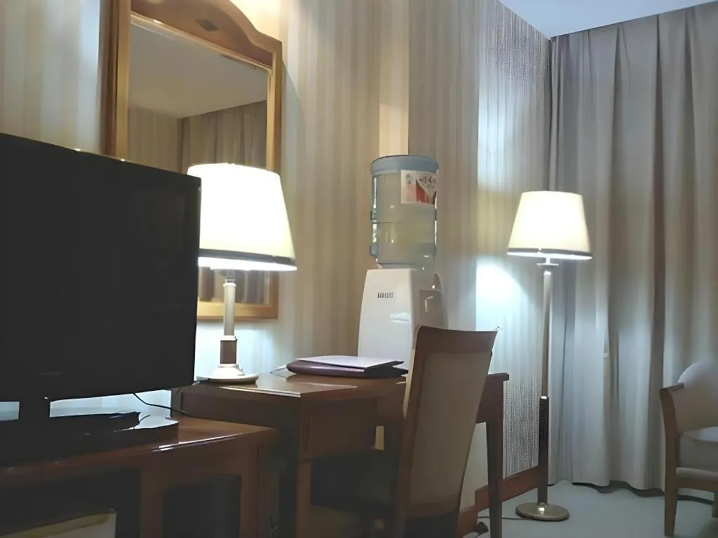Zhengzhou Airport Hotel