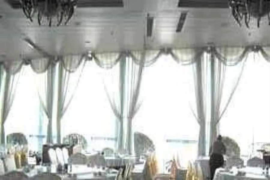Zhengzhou Airport Hotel 3*,